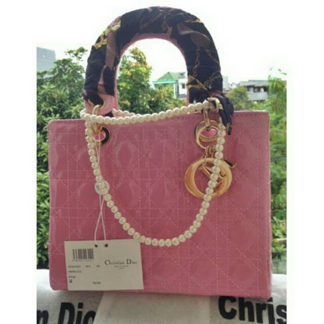 DIOR DOVE FREE SYAL dan MUTIARA CANTIK