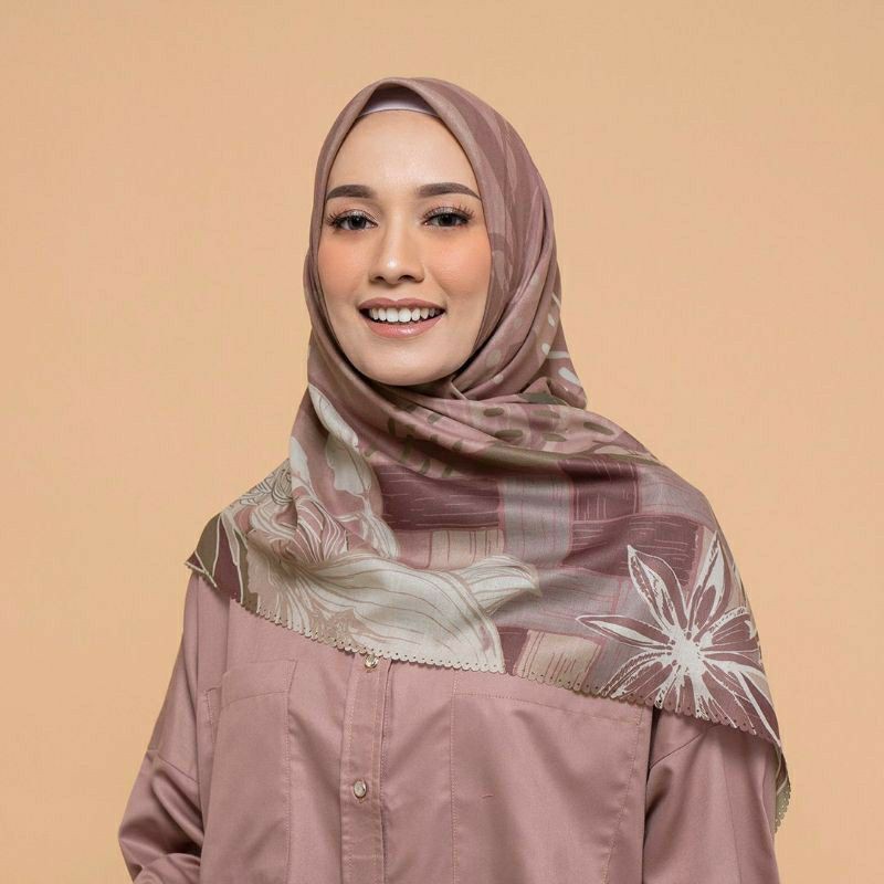 scarf by puru kambera