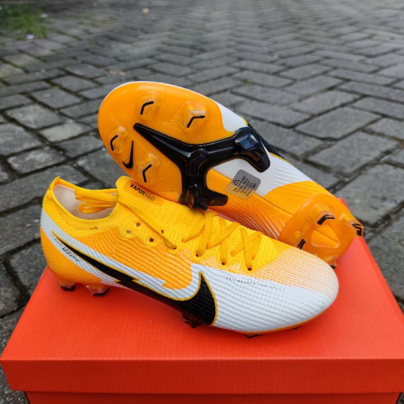 harga sepatu bola nike mercurial vapor superfly iii original