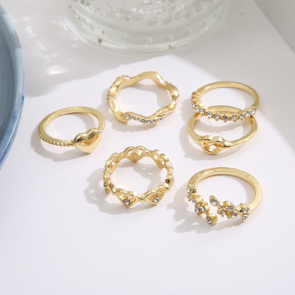 YEEZII 6pcs / Set Cincin Model Terbuka Adjustable Desain Hati Asimetris Hias Kristal Gaya Retro Untuk Wanita