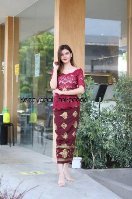 Set kebaya sabrina nagita