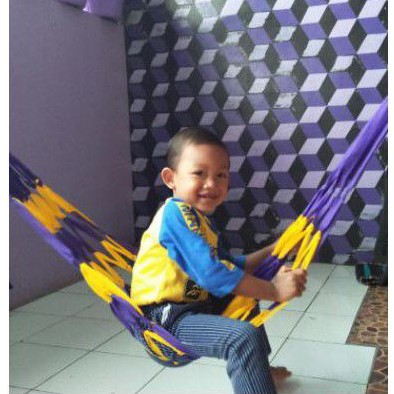 HAMMOCK//AYUNAN JARING UNTUK ANAK.