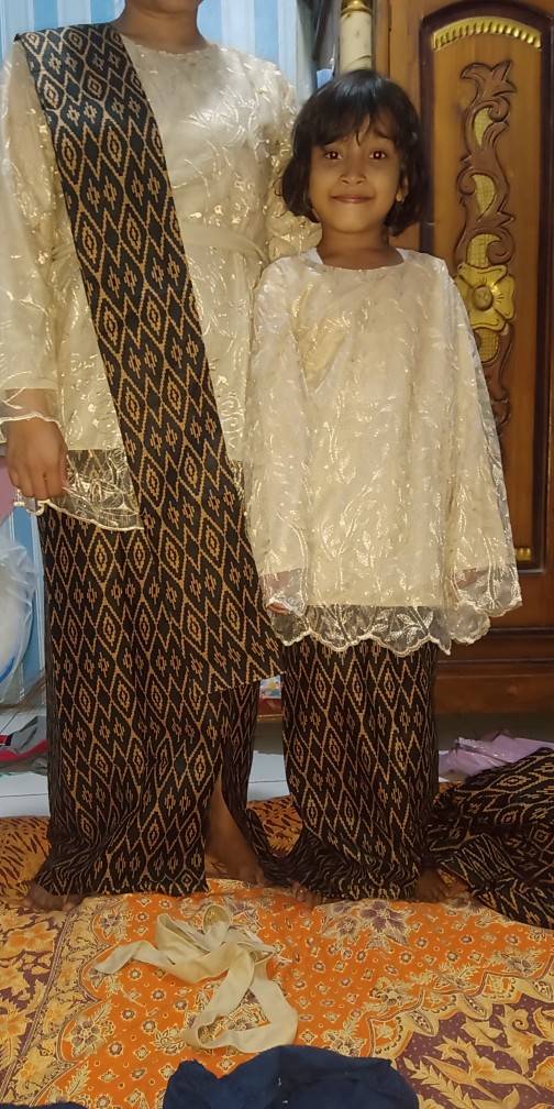 [ready Anak] Wou Batik Couple Alita Ruffle Batik Couple Ori Ndoro Jowi Dnt Garansi Termurah - Bs091