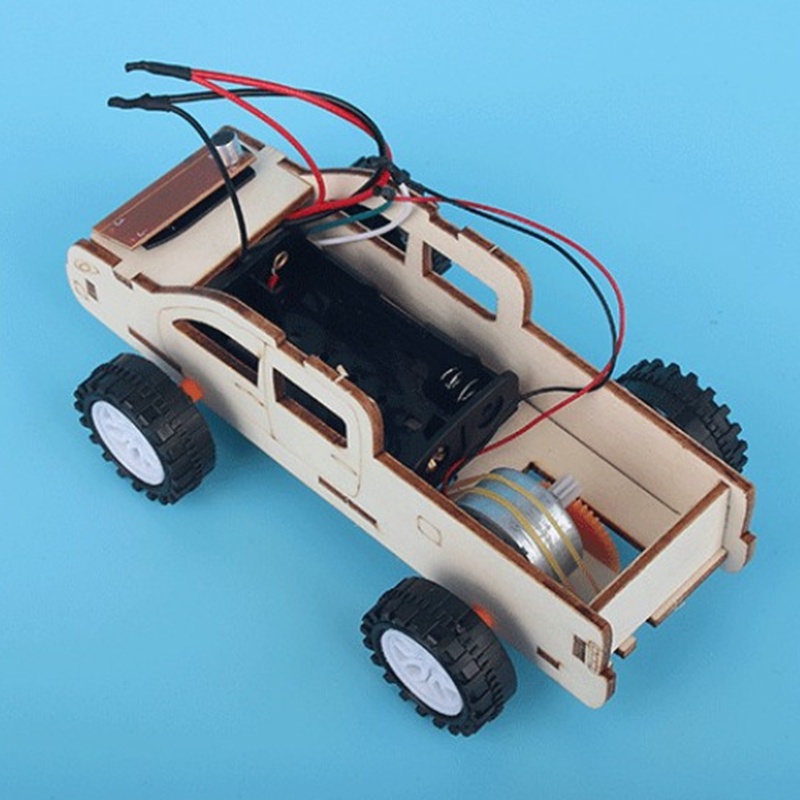 Mainan Mobil Rakit Elektrik DIY Dengan Kontrol Suara Untuk Edukasi Sains Anak