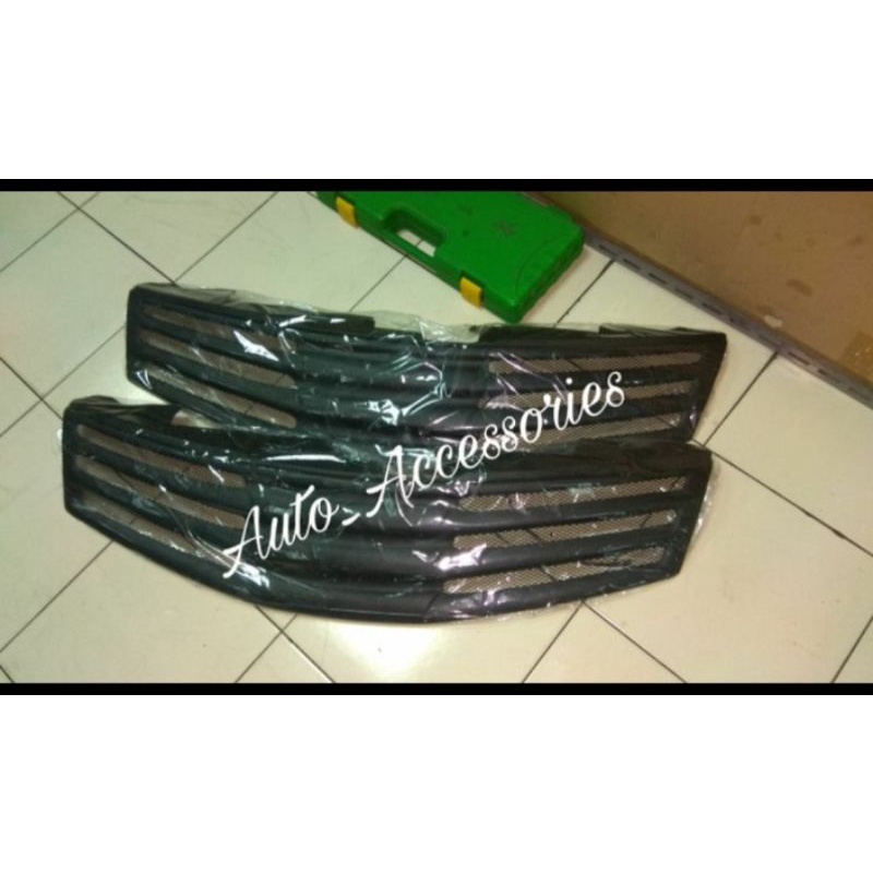 Grill grand Livina Hws