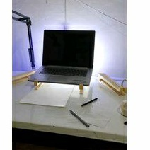 Stand Kayu Laptop Aesthetic 5cm Penyangga Laptop Meja Belajar Hp Ipad Netbook Kayu Pine Wood Eropa