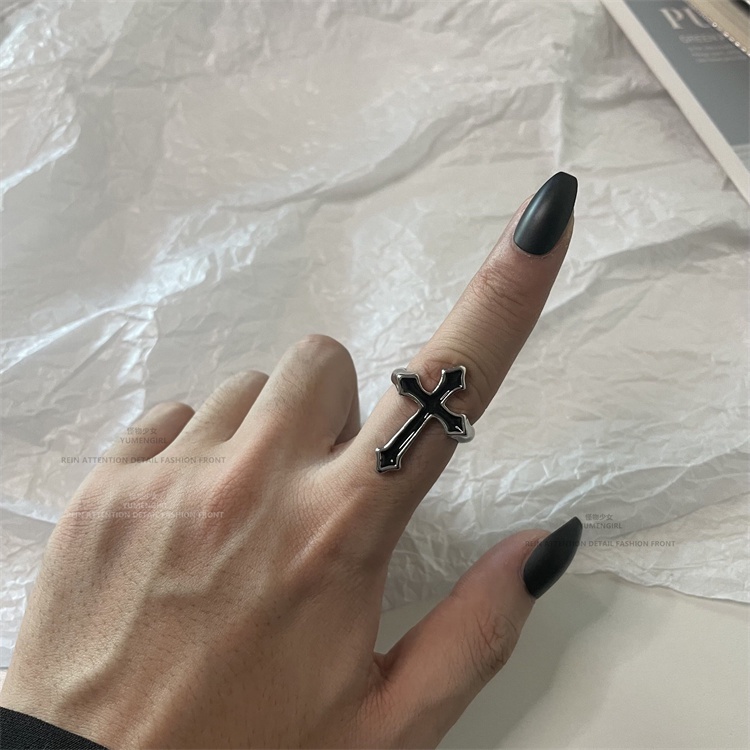 Cincin Model Terbuka Desain Instagram Silang Gaya Retro punk