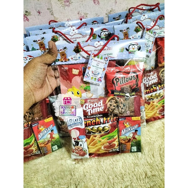 Snack Ultah Merah / Paket Snack Ultah Serba Merah / Bingkisan ulang tahun anak / Paket snack ultah / hampers snack / Snack ulang tahun surabaya