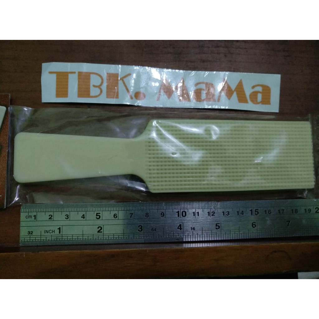 

ACUAN PAPAN SIPUT NO.159 BERGARIS KOTAK KOTAK KECIL