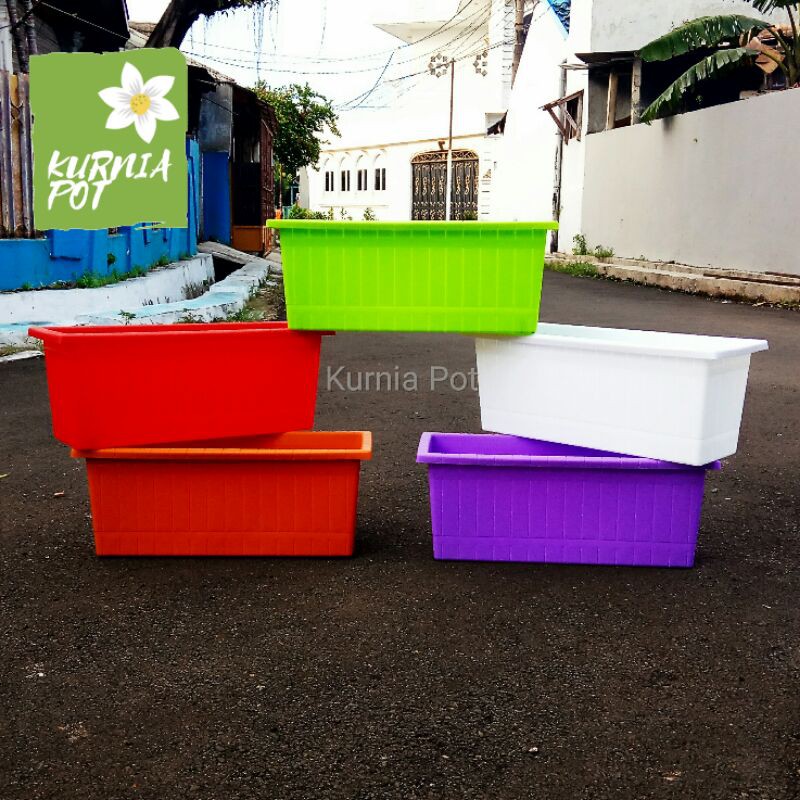 Pot Tanaman Bunga Panjang 60 Cm Motif Gentong Kayu Warna Warni
