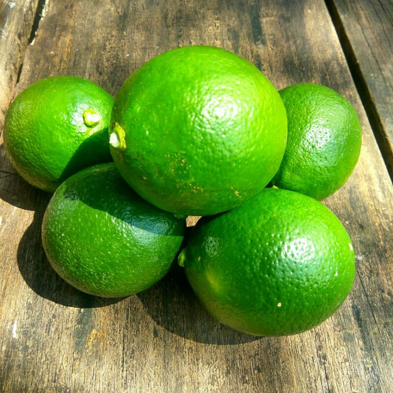 

Jeruk Lemon California Hijau 1Kg