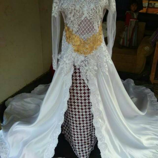 Ekor pengantin bahan satin PUTIH