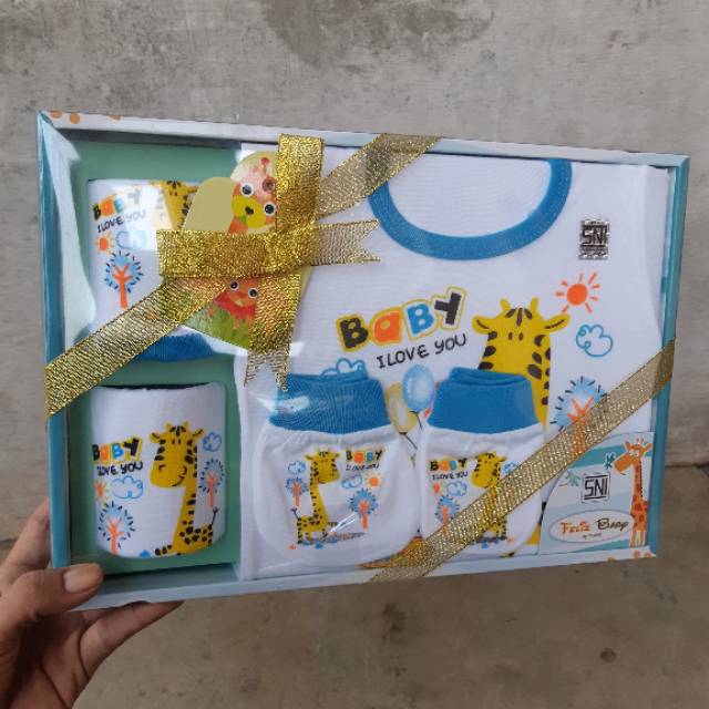 Kado Set Baju Bayi - Hadiah Baby Gift Newborn Paket Pakaian Anak