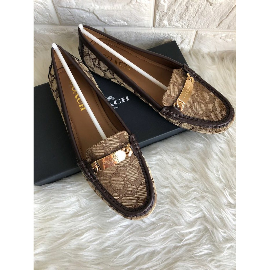Sepatu coach original / coach olive pebble loafers shoes