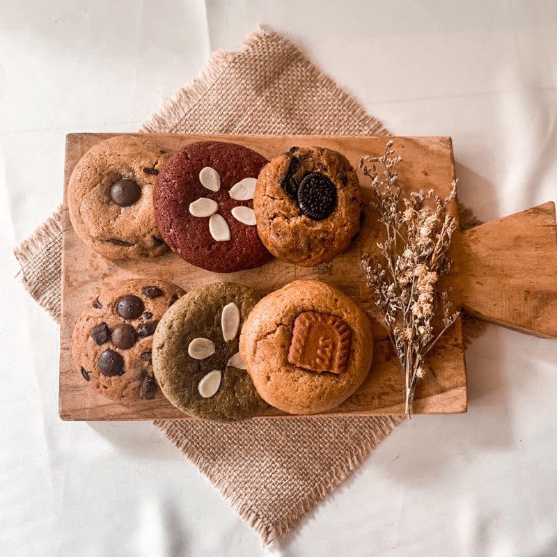 

Premium Soft Cookies by Baleeni Kitchen