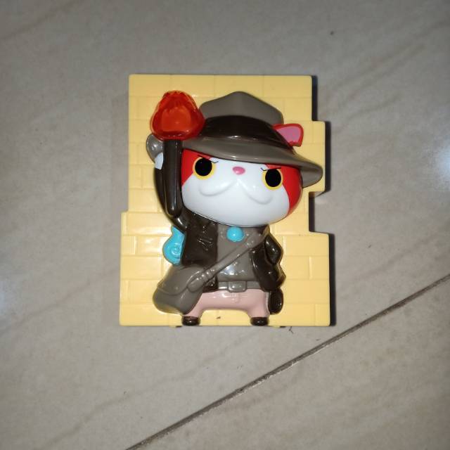 Mainan McDonald's Happy Meal Yokai Yo-Kai Watch Jibanyan Red Reveal Light Merah mainan anak lampu