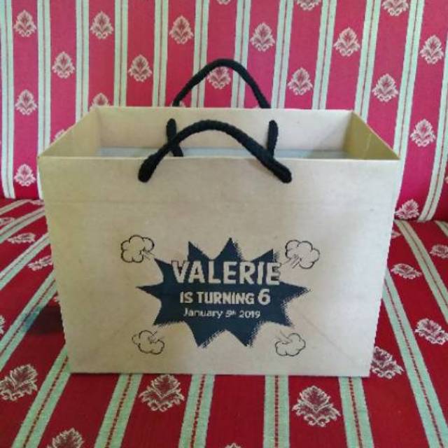 

Paperbag kraft coklat 150gsm custom size P24 x L12,5 x T15 free desain
