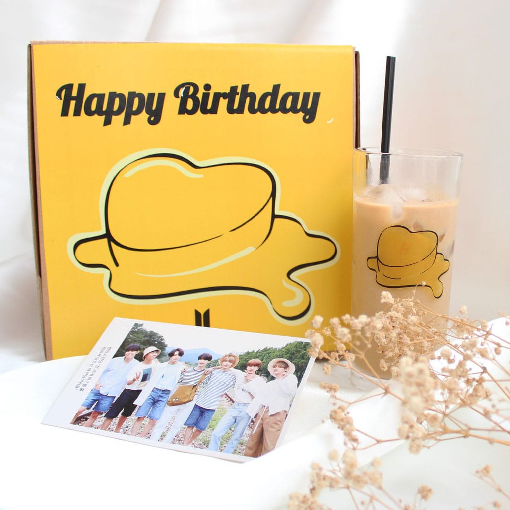 

GELAS BTS BUTTER/ GELAS KACA BTS BUTTER/ KADO HAMPERS BTS BUTTER / BTS BUTTER TERBARU /KADO ARMY BTS