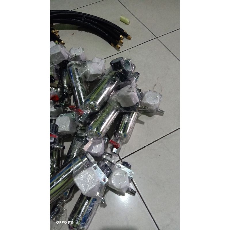 Tabung infus injektor