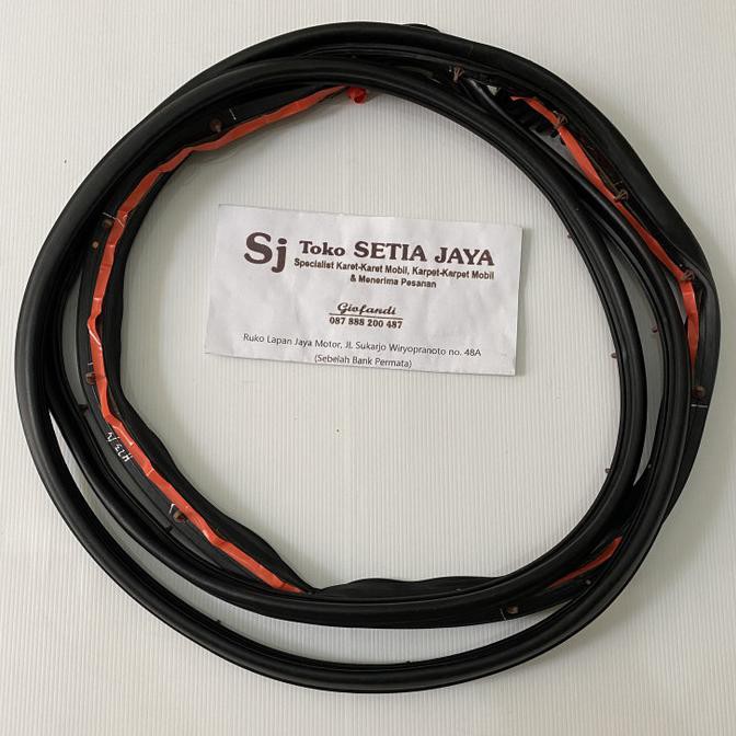 Karet pintu depan Luxio / Grand max