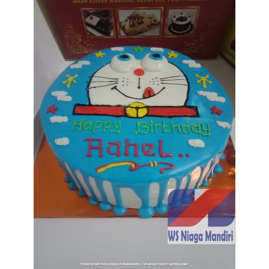 

Roti Ulang Tahun karakter Kartun Doraemon blackfores 18cm