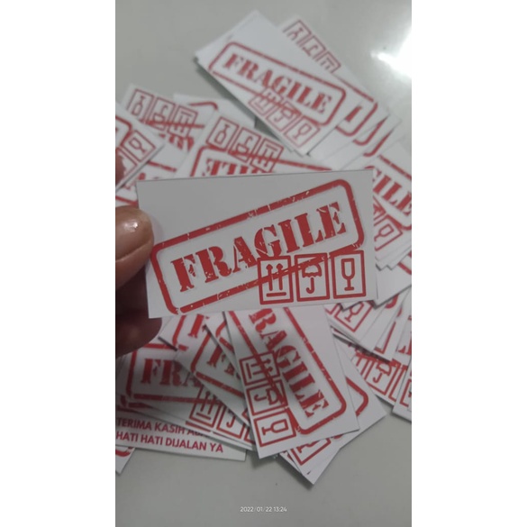 

STICKER FRAGILE KEKINIAN 7 X 4