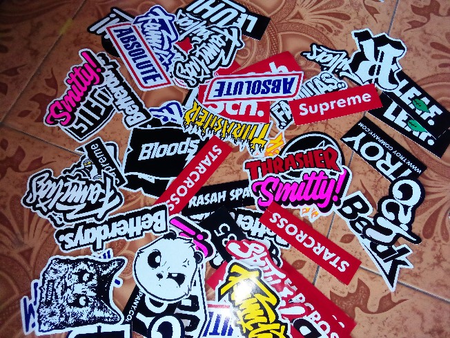 Stiker Brand Bloods Graftac Sticker Motor Helm Lain Lain Distro Aksesoris