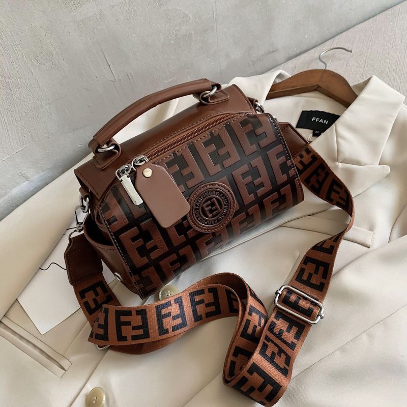 Dzakira Q3374 R7399 Tas Selempang Bahu Wanita Import Premium Motif FENDI Terbaru