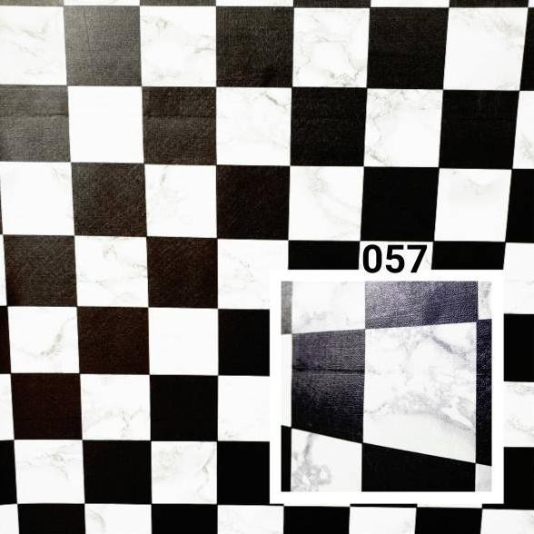 76w Wallpaper Dinding Kotak Catur 45cm 10m
