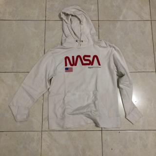 zara nasa hoodie