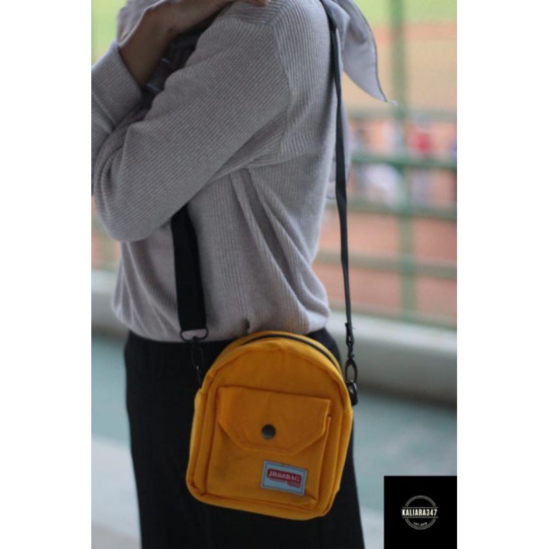 Tas selempang Mini Wanita bahan canvas