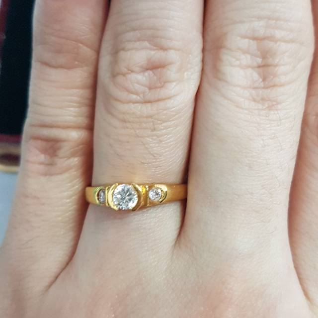 Cincin emas asli kadar 875 model permata tiga