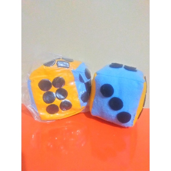 Bantal/Boneka Dadu