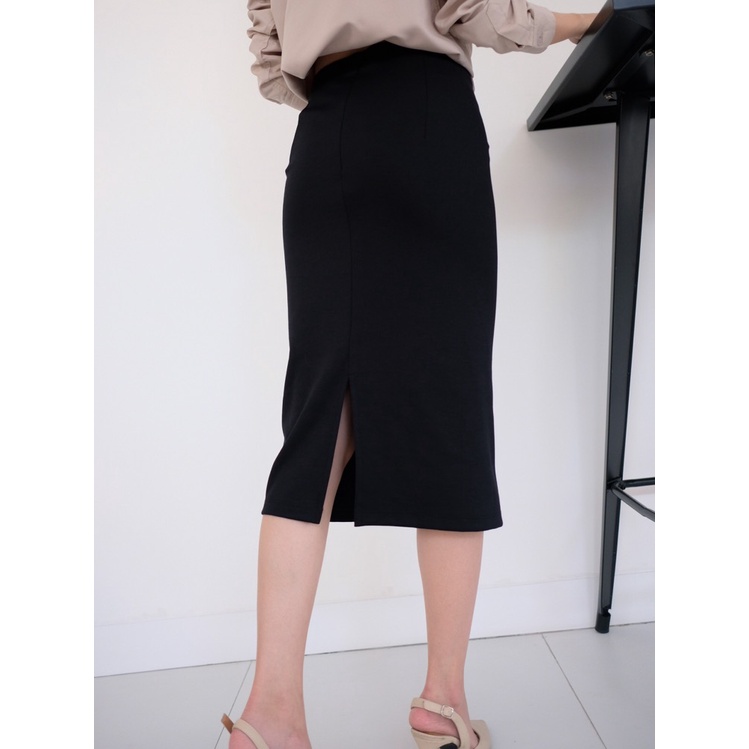 Kadaka B-0155 Midi Skirt Wanita Ban Pinggang Detail List