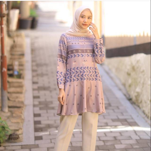 Carissa Tunik Heaven Lights XS