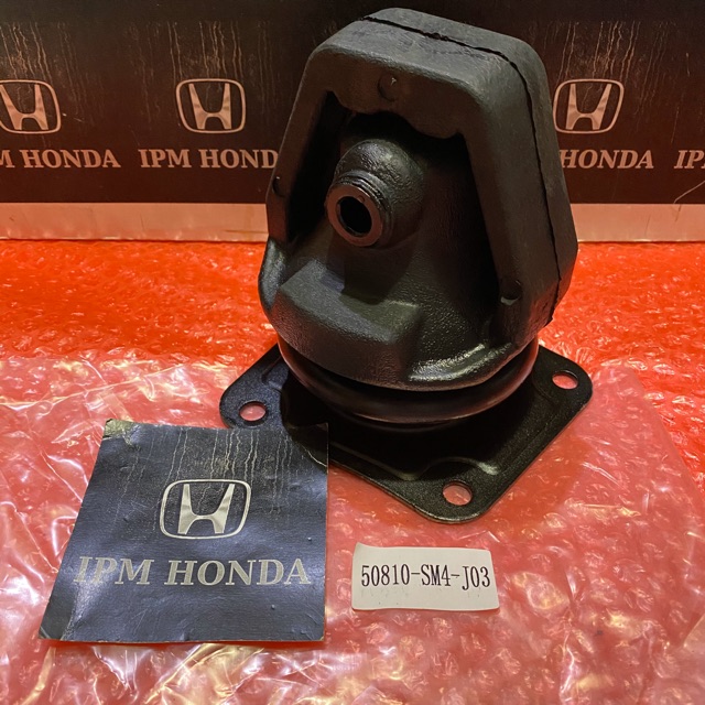 50810 SM4 J02 Dudukan mesin Engine Mounting belakang MANUAL  Honda Accord Maestro Injection 1992 1993 Cielo VTEC 1996 1997