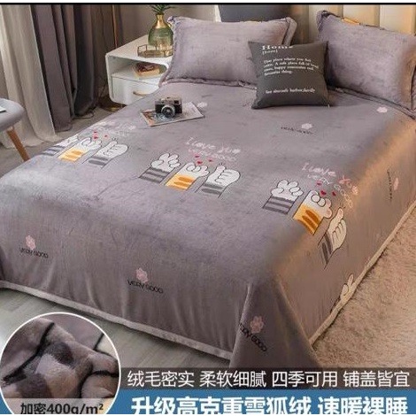 Selimut bulu tebal karakter