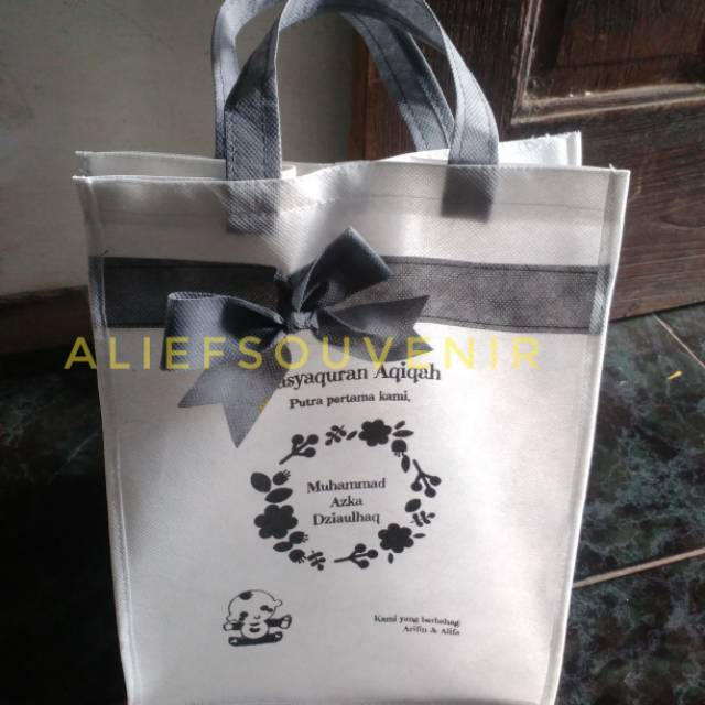 

tas hajatan aqiqah anak/ tas aqiqah / tas goodiebag aqiqah anak