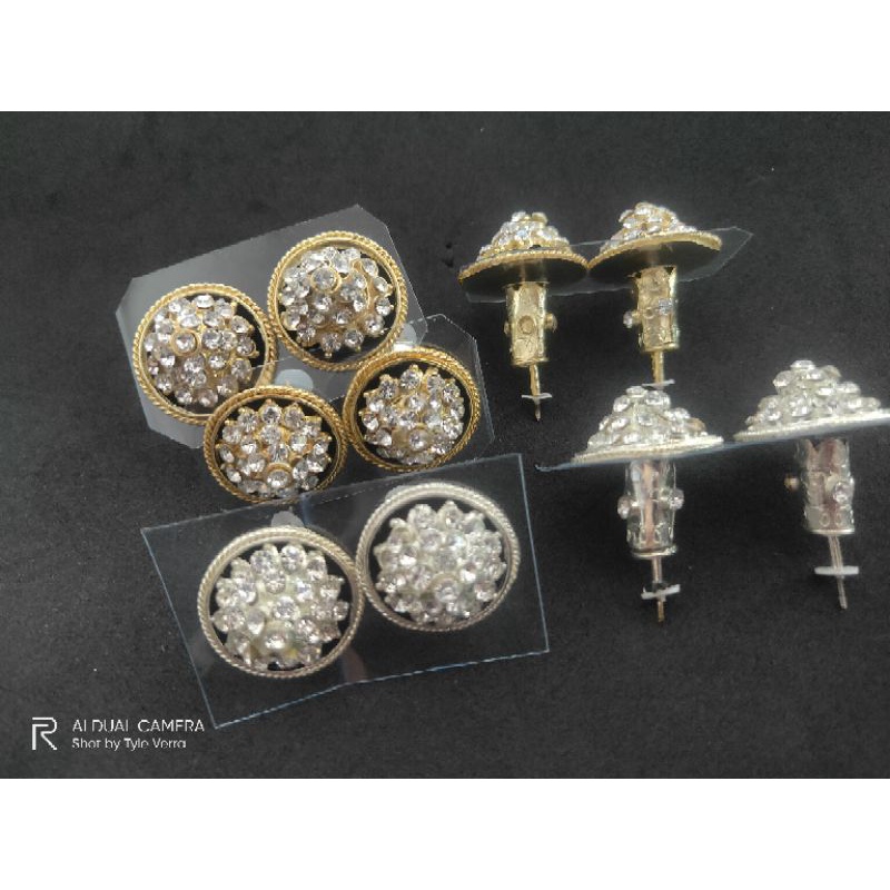 GIWANG MATA BESAR PENGANTIN