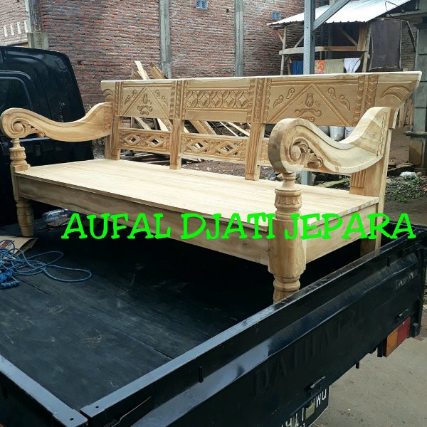 GROSIR MENTAHAN bangku risban jepara ukir ukiran kayu jati jepara kursi teras bale bale daybed
