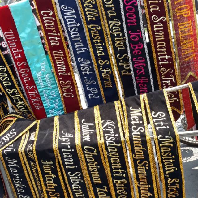 (1HARI JADI) Selempang Wisuda Bludru 2 lapis Bordir Renda