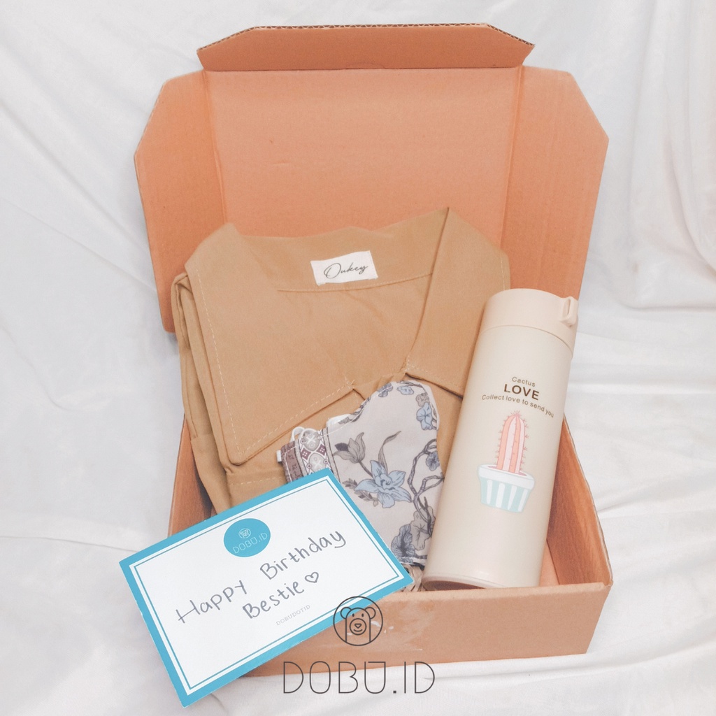 GIFT BOX / HAMPERS KADO ULANG TAHUN / KADO WISUDA BAJU CEWEK PREMIUM MURAH