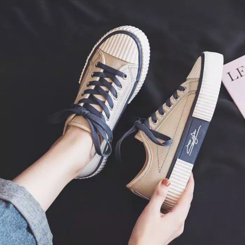 SNEAKERS WANITA MODEL KOREA / CANVAS SNEAKERS IMPORT-1