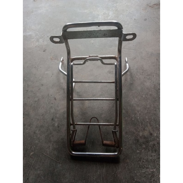 Rak jepit keranjang depan Suzuki RC100 Rc80 Rc Bravo Crystal original