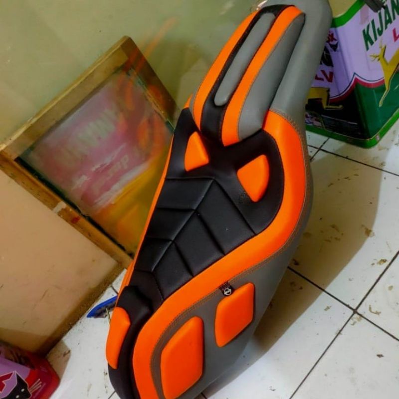 cover jok nmax pcx-cover jok nmax aerox custom modifikasi bahan mbtech