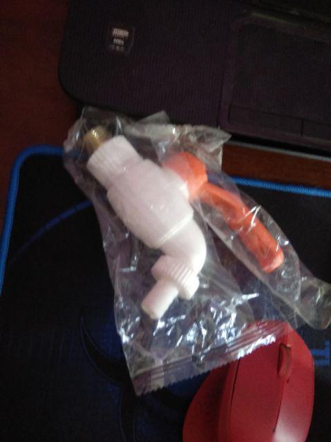 Kran Keran Air Tembok Model Taman Kuningan Body Plastik Merk New Soligen