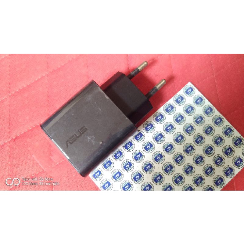 charger asus zenfone selfie