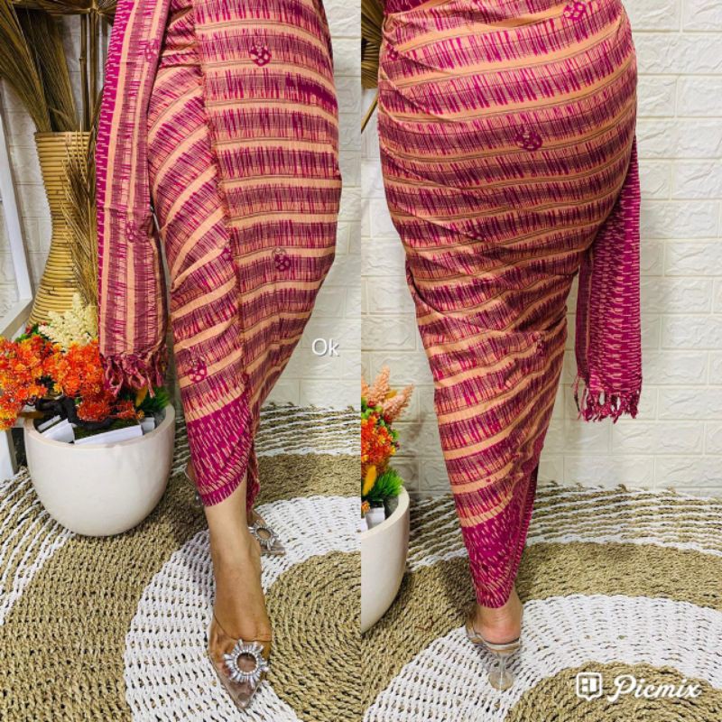 Kain Kamen Lembaran Motif Seseh plus selendang