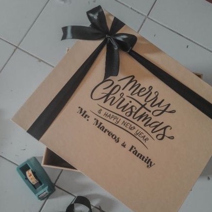 

Box kado (jamper 2pcs/set baju/set alat sholat)