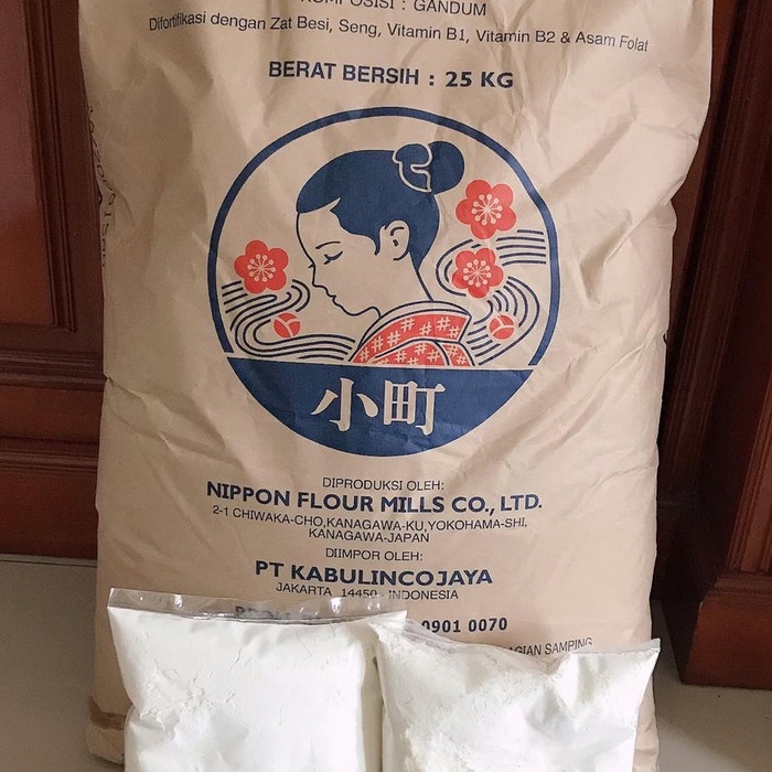 

cs01477 Tepung Nippon Komachi 1Kg/1 Kg Repack - Tepung Terigu Protein Tinggi Da01D100